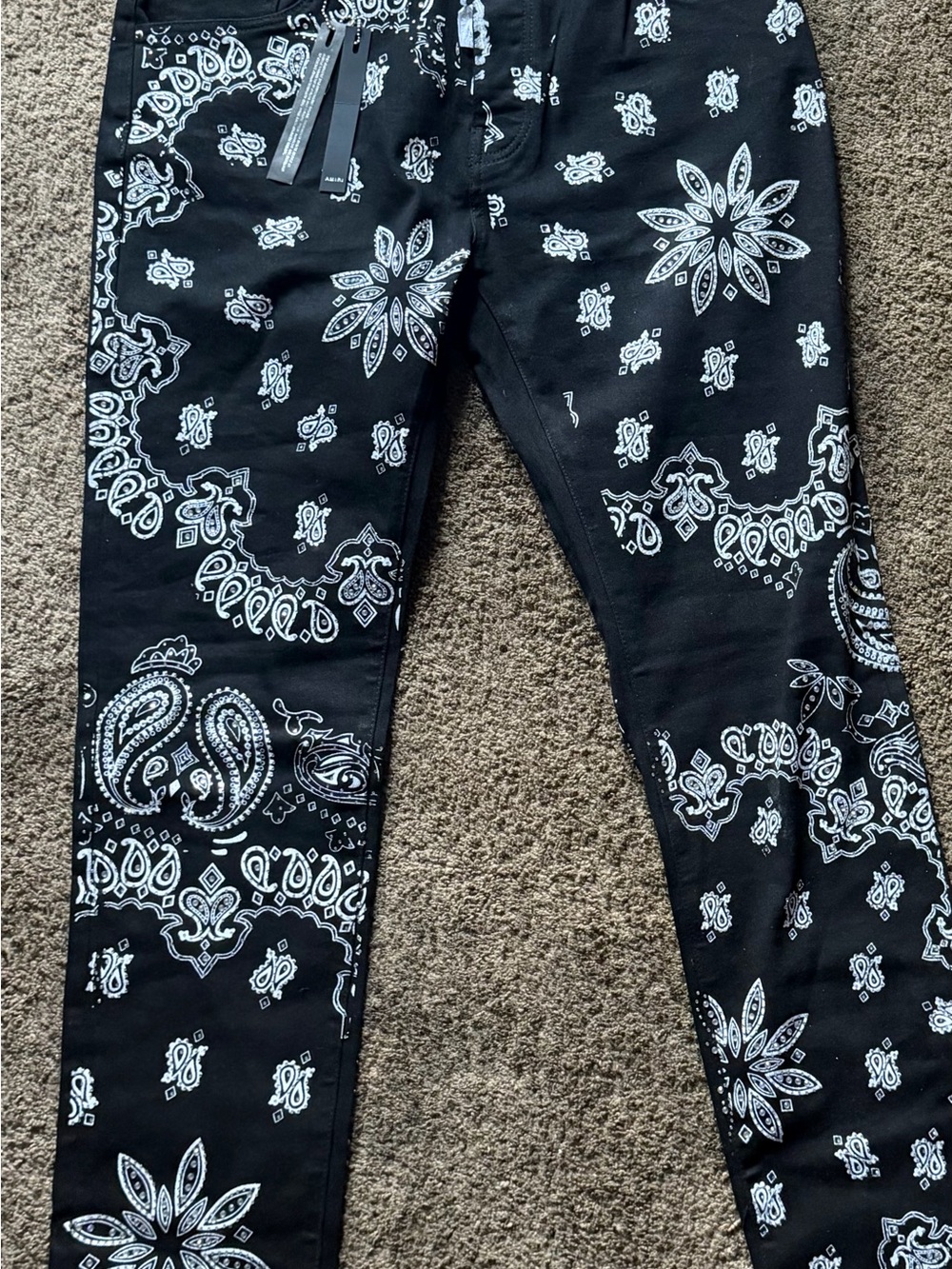 AMIRI Black Skinny Jeans with White Bandana Print